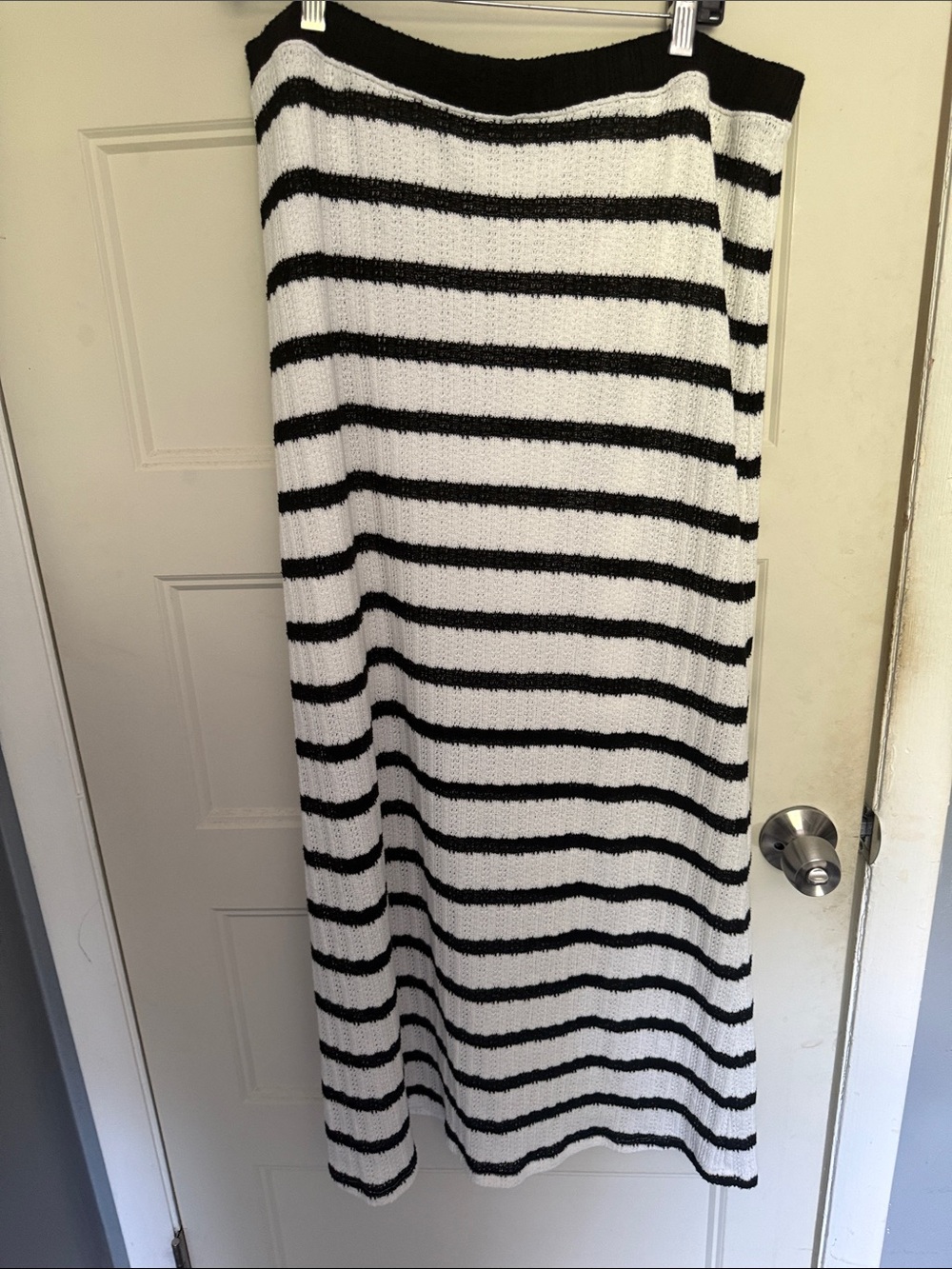 Universal Thread Black and White Striped Maxi Skirt